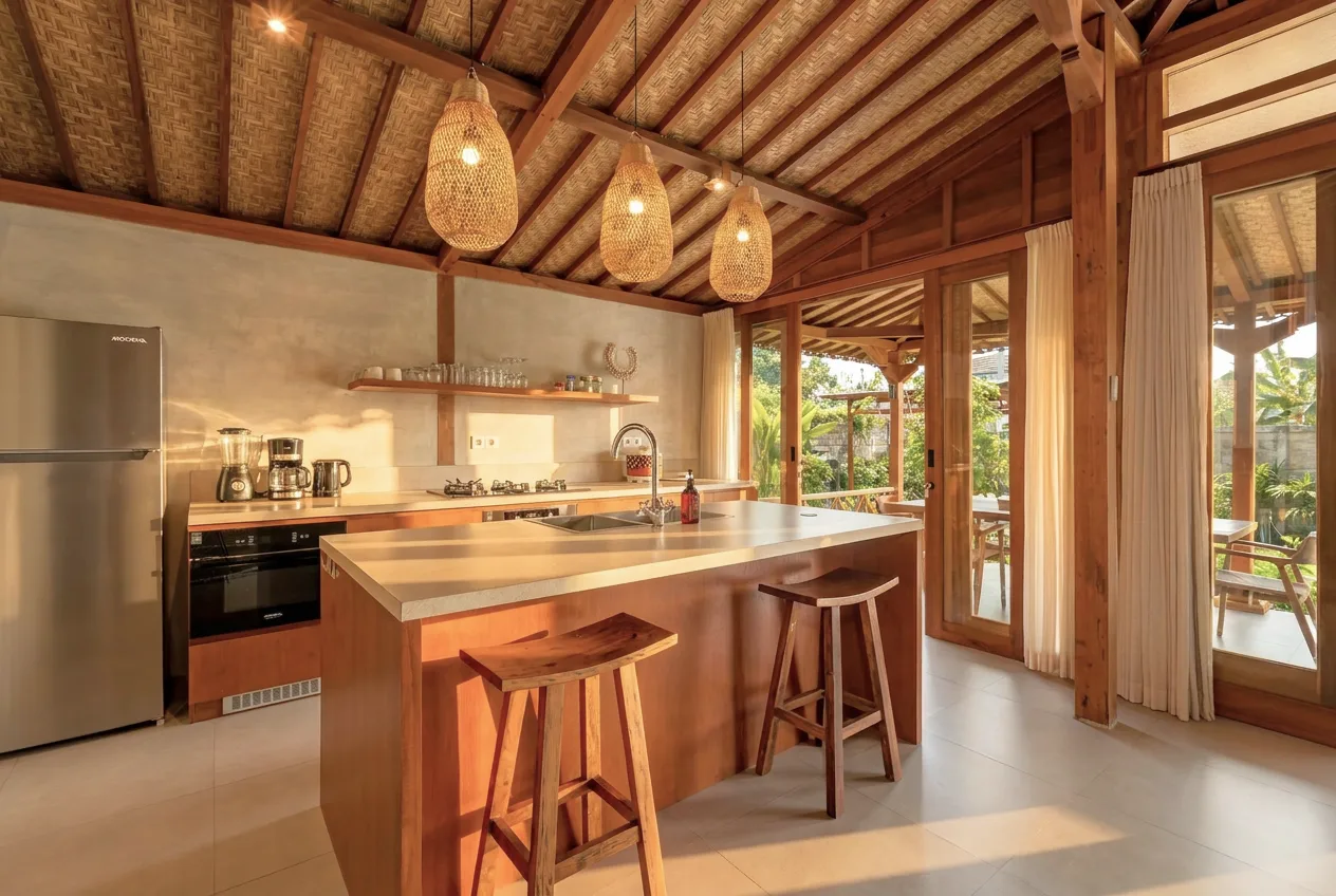 Kookeiland van een Joglo Villa op Bali