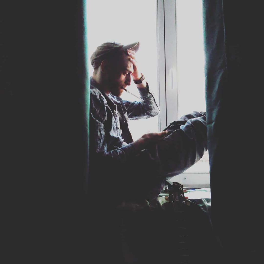 Portrait of portfolio creator – back view