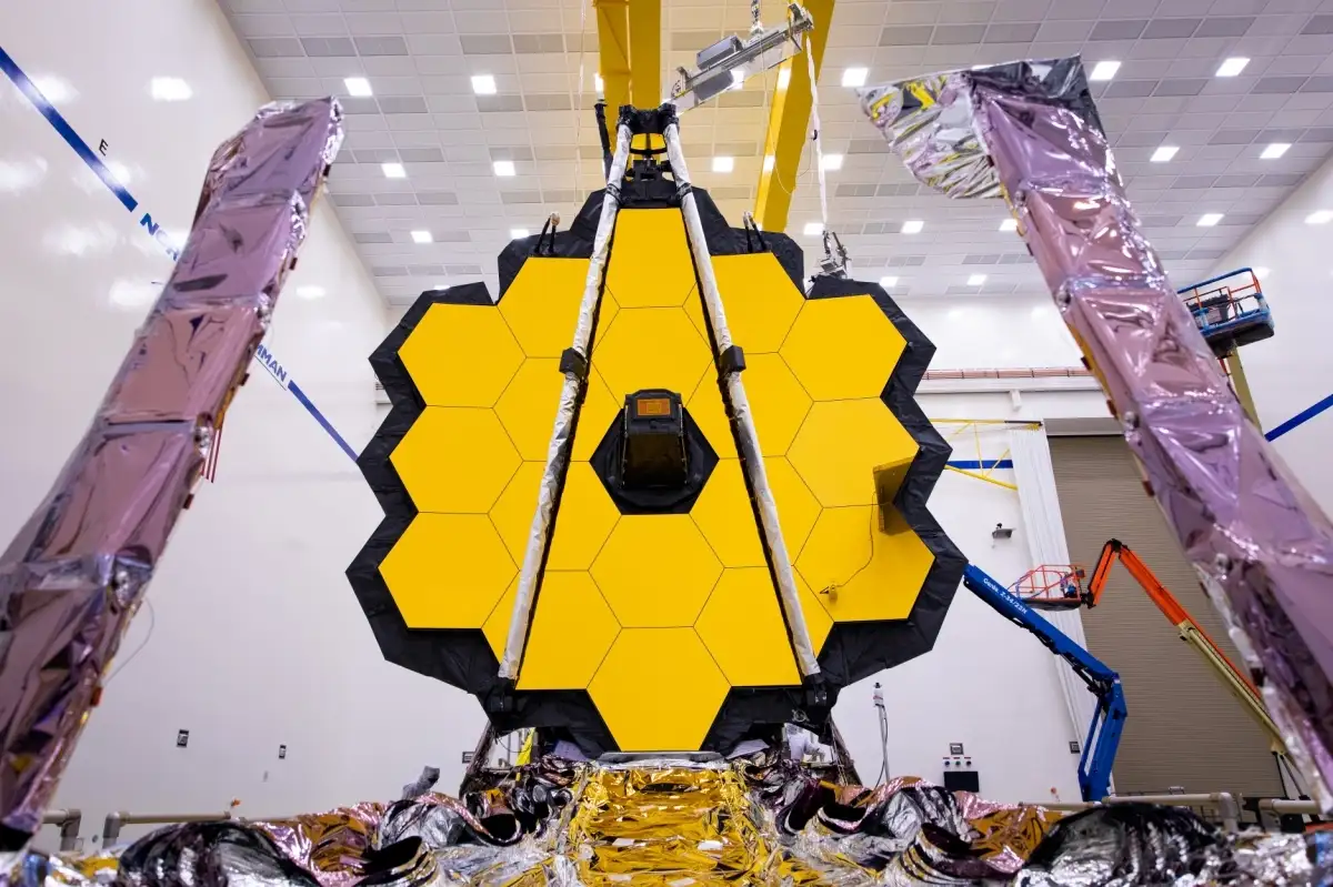 James Webb Space Telescope (Credit: Vox)