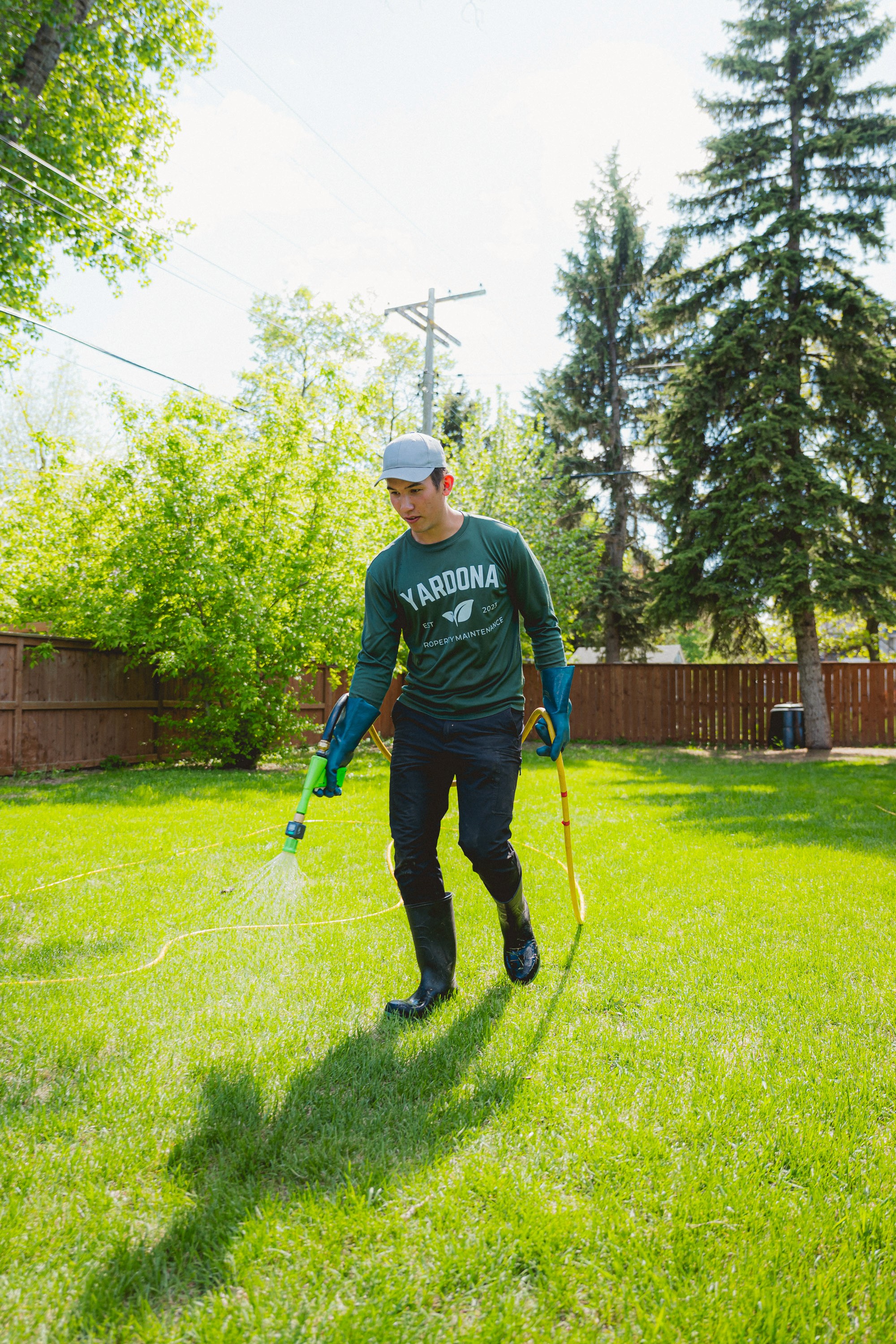 Weed control in Winnipeg