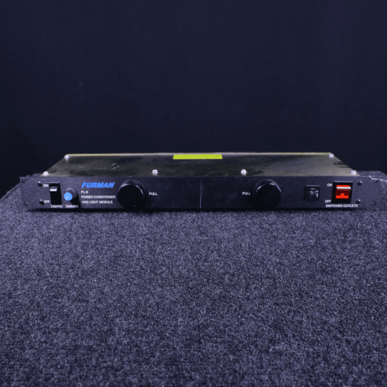 Furman PL-8 power conditioner with lights and dimmer