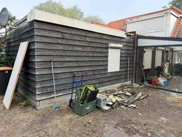 Sloop van een aanbouw in Ter Apel