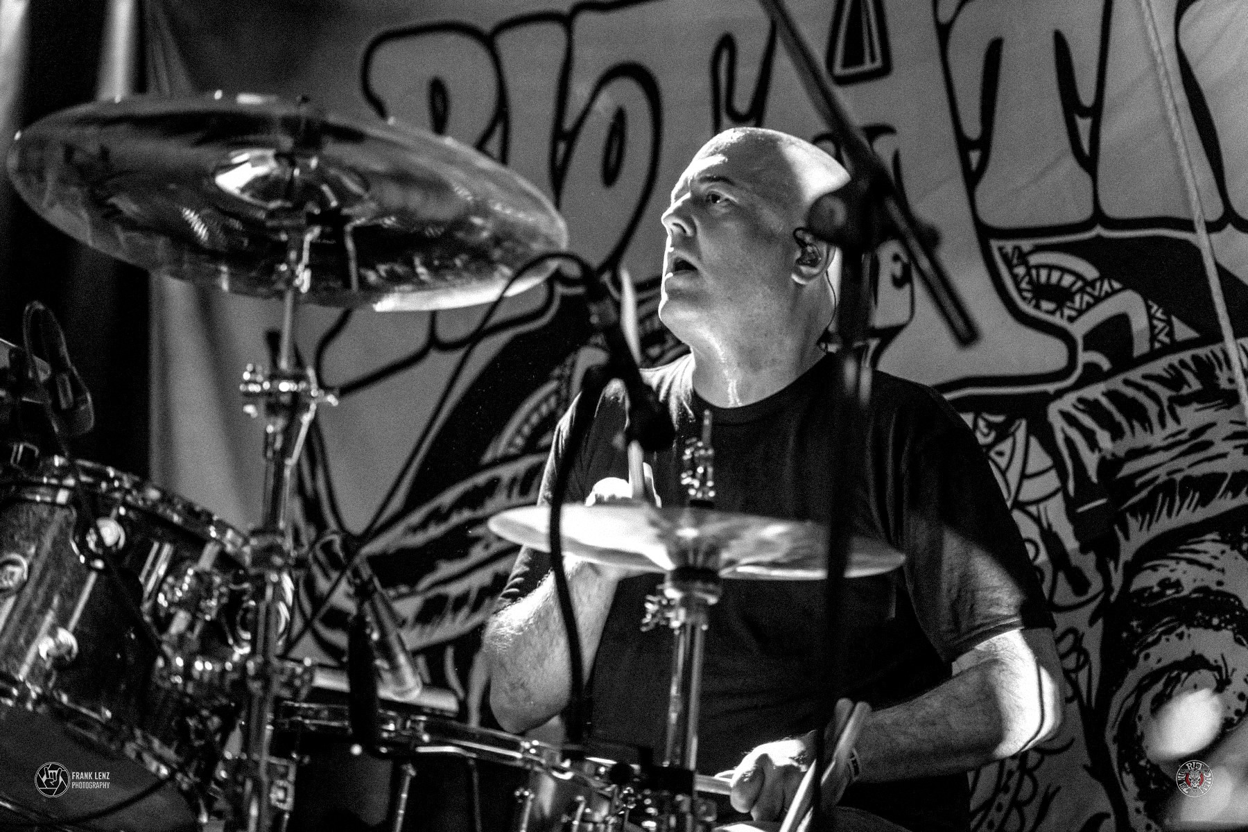 Tom the dfrummer performing live