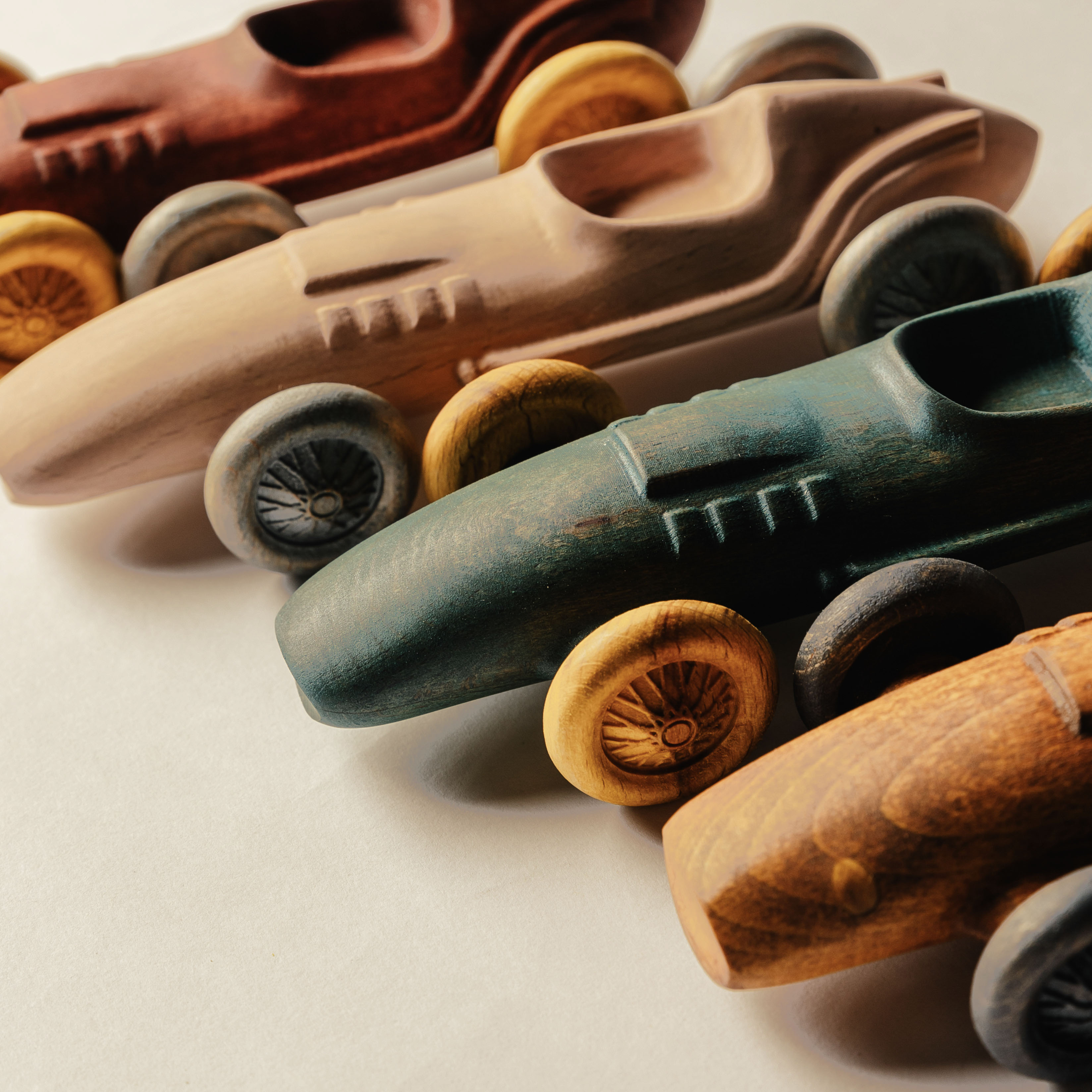 OAKTALE / VISUAL SYSTEM