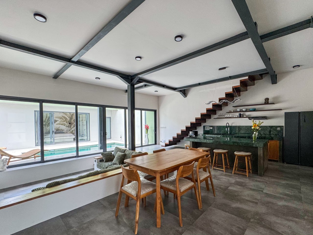 A modern 3-bedroom villa in a quiet green part of Ungasan, Bukit