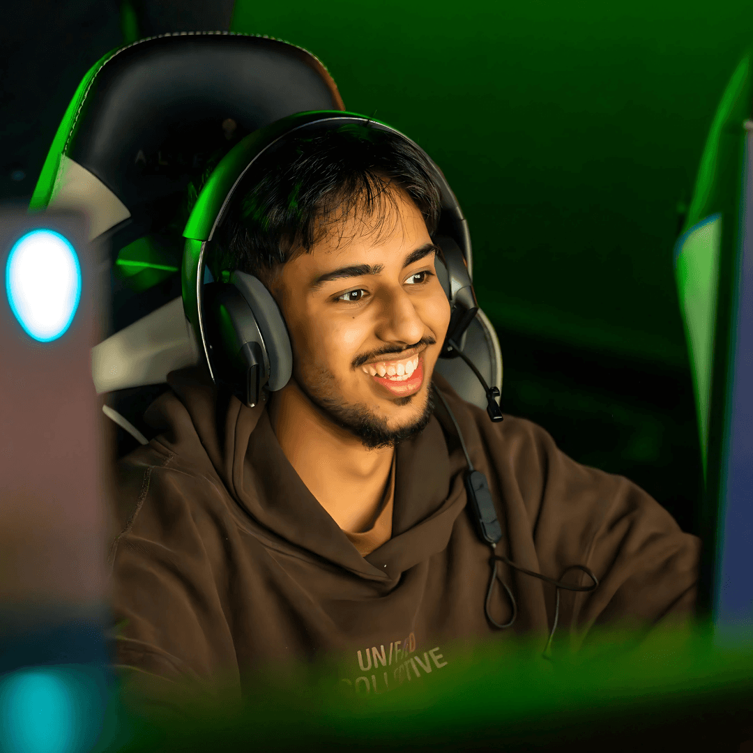 Features Image in Fortress Arena with people dancing and having fun