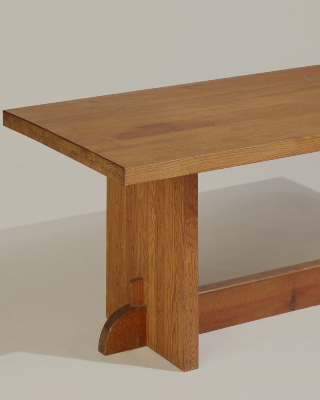 Garce-dimofski, Lovö Pine Table by Axel Einar Hjorth 