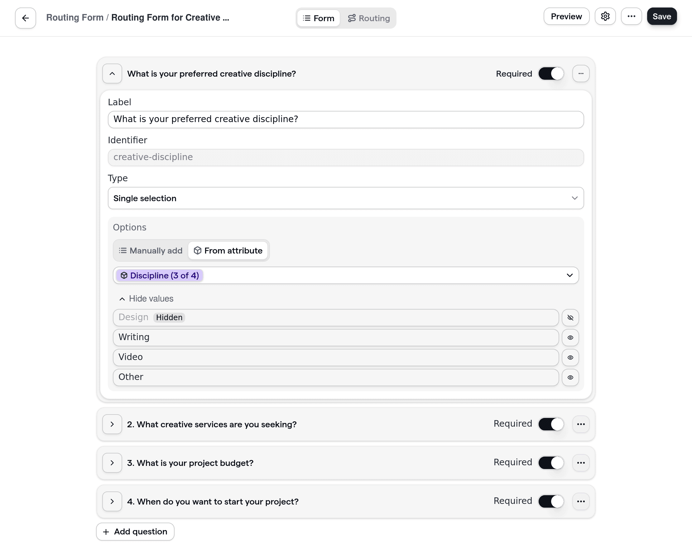 Cal.com-Routing-Formular, maßgeschneidert für kreative Talentmarktplätze, zeigt Projekt- und kreative Disziplinauswahl.