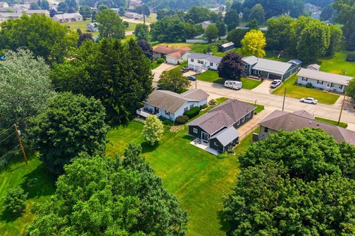 Photo 5 of 206 E Madison Street, Dodgeville