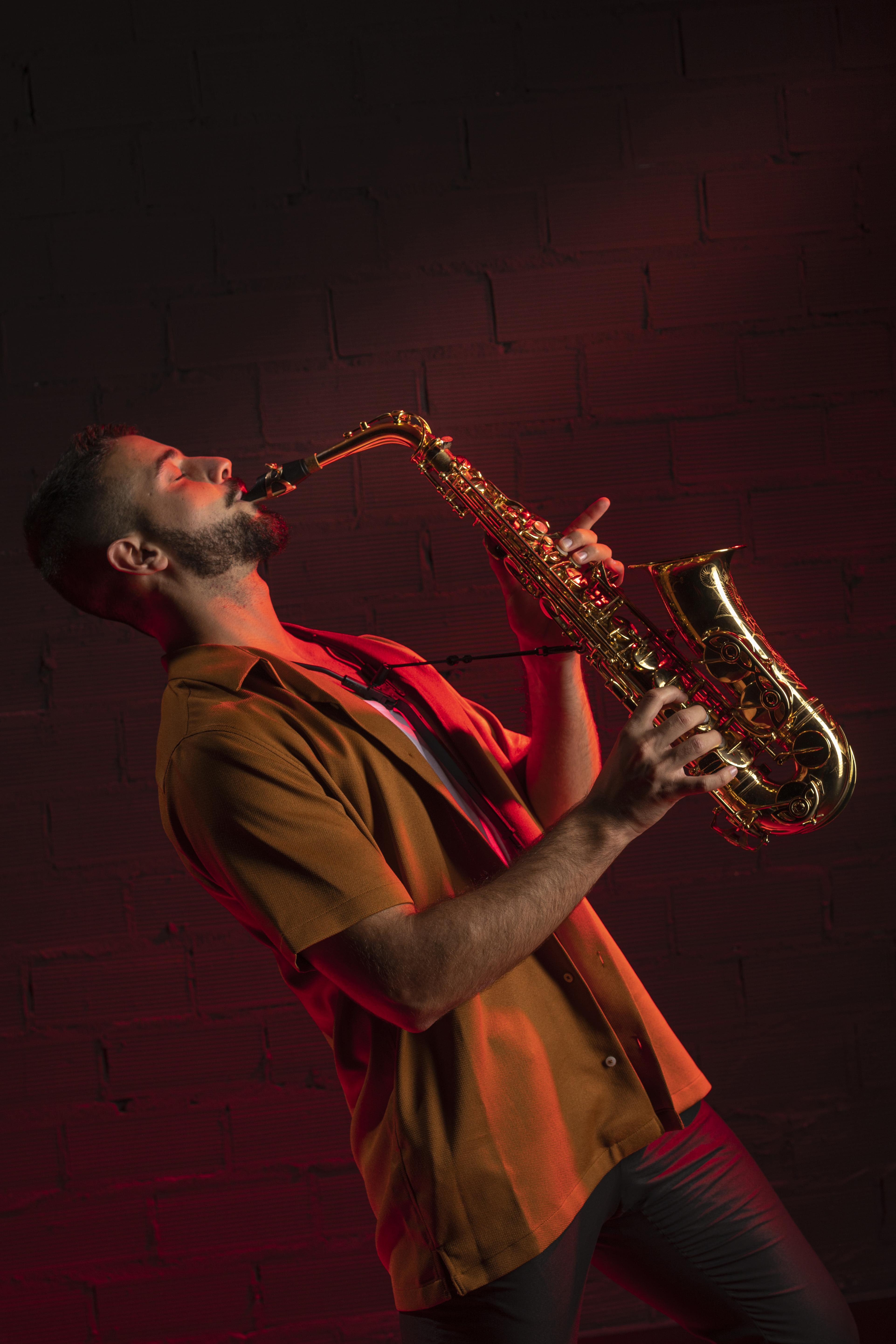 Man playing Jazz music