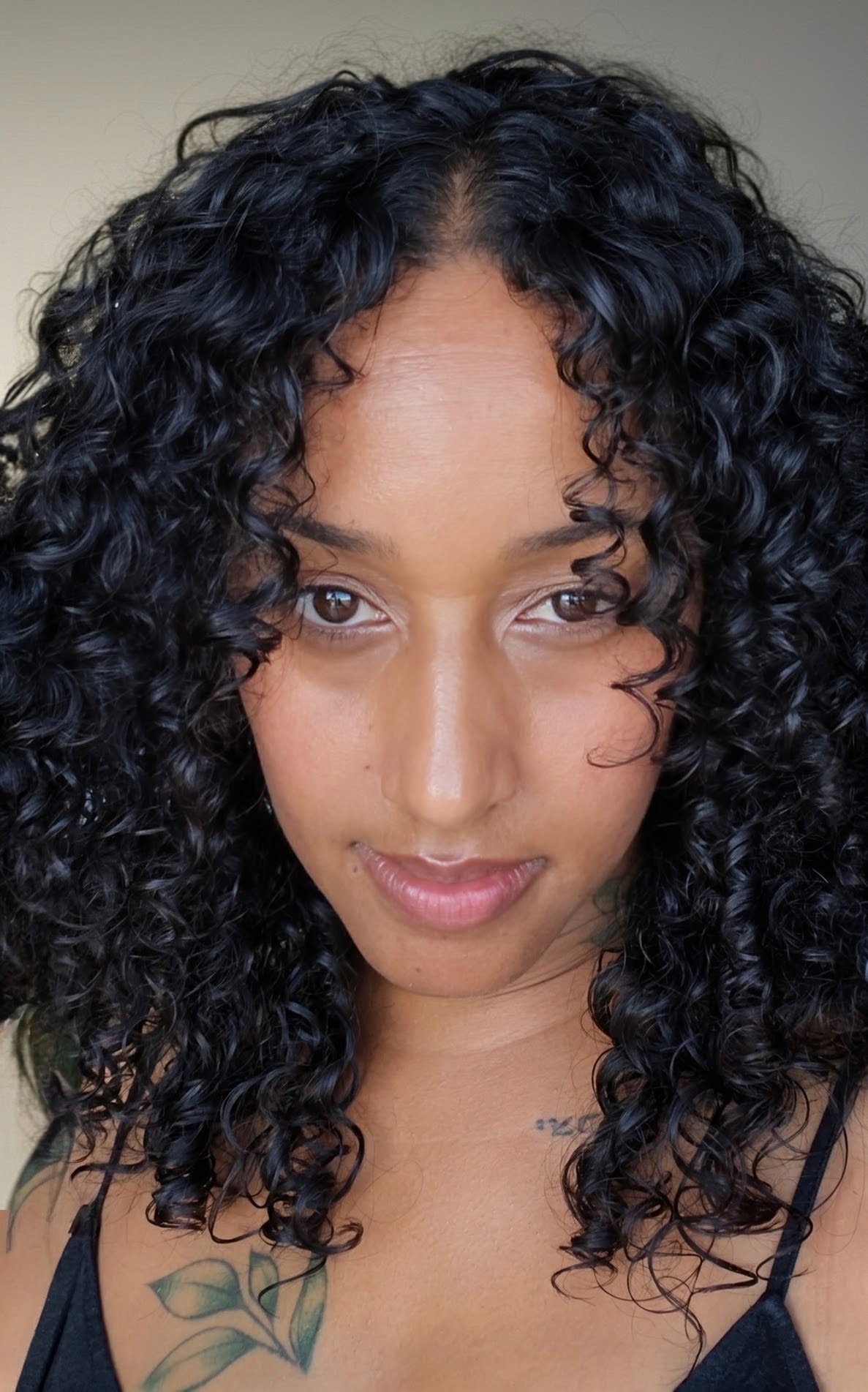 woman in white and red shirt