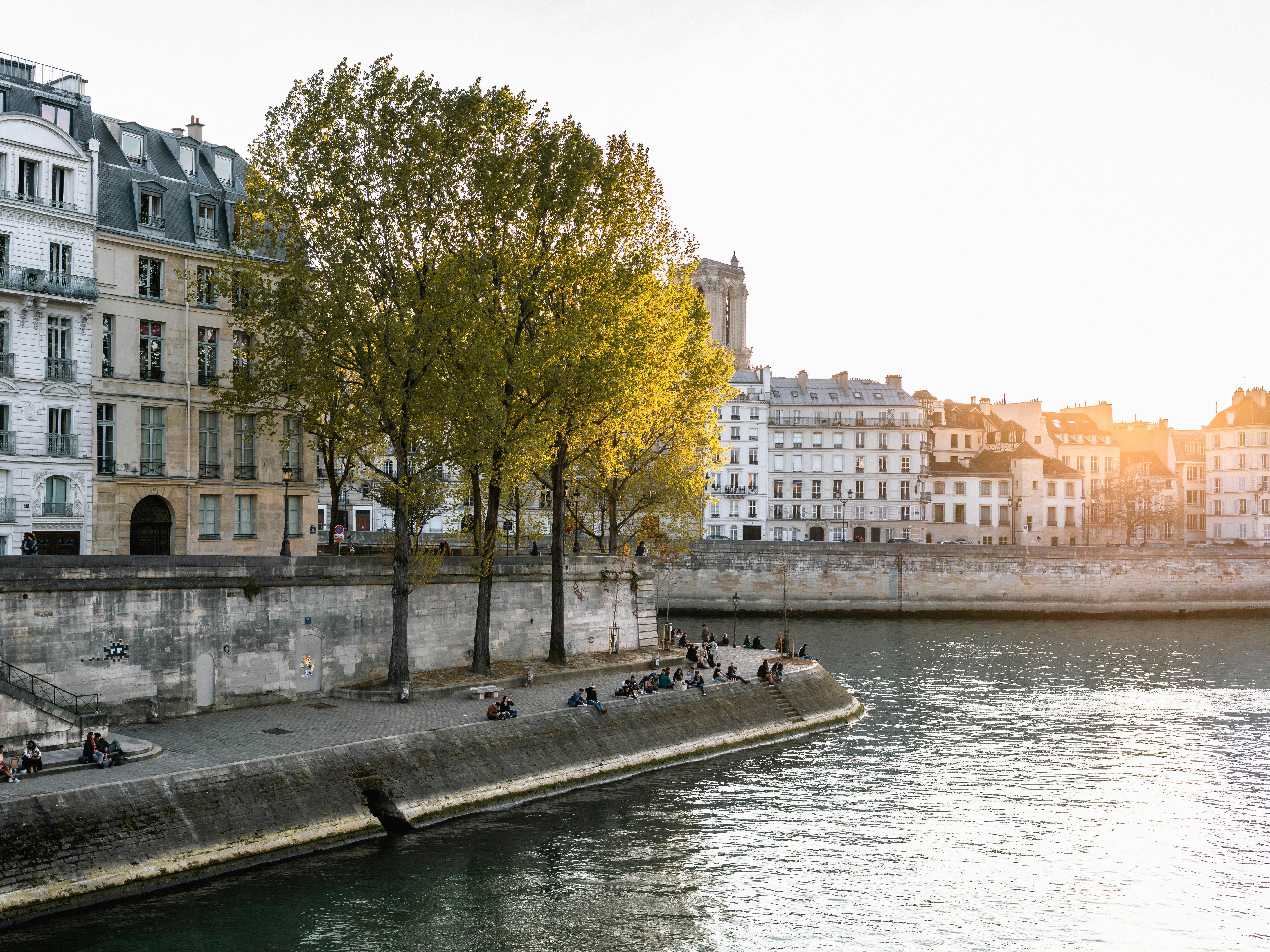 hallway-inside-a-mediterranean-modern-hotel--arche