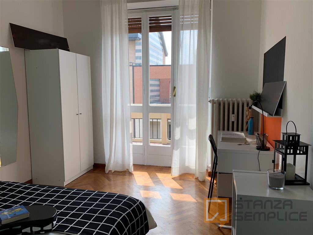 14 sqm room in Via Elba, Torino