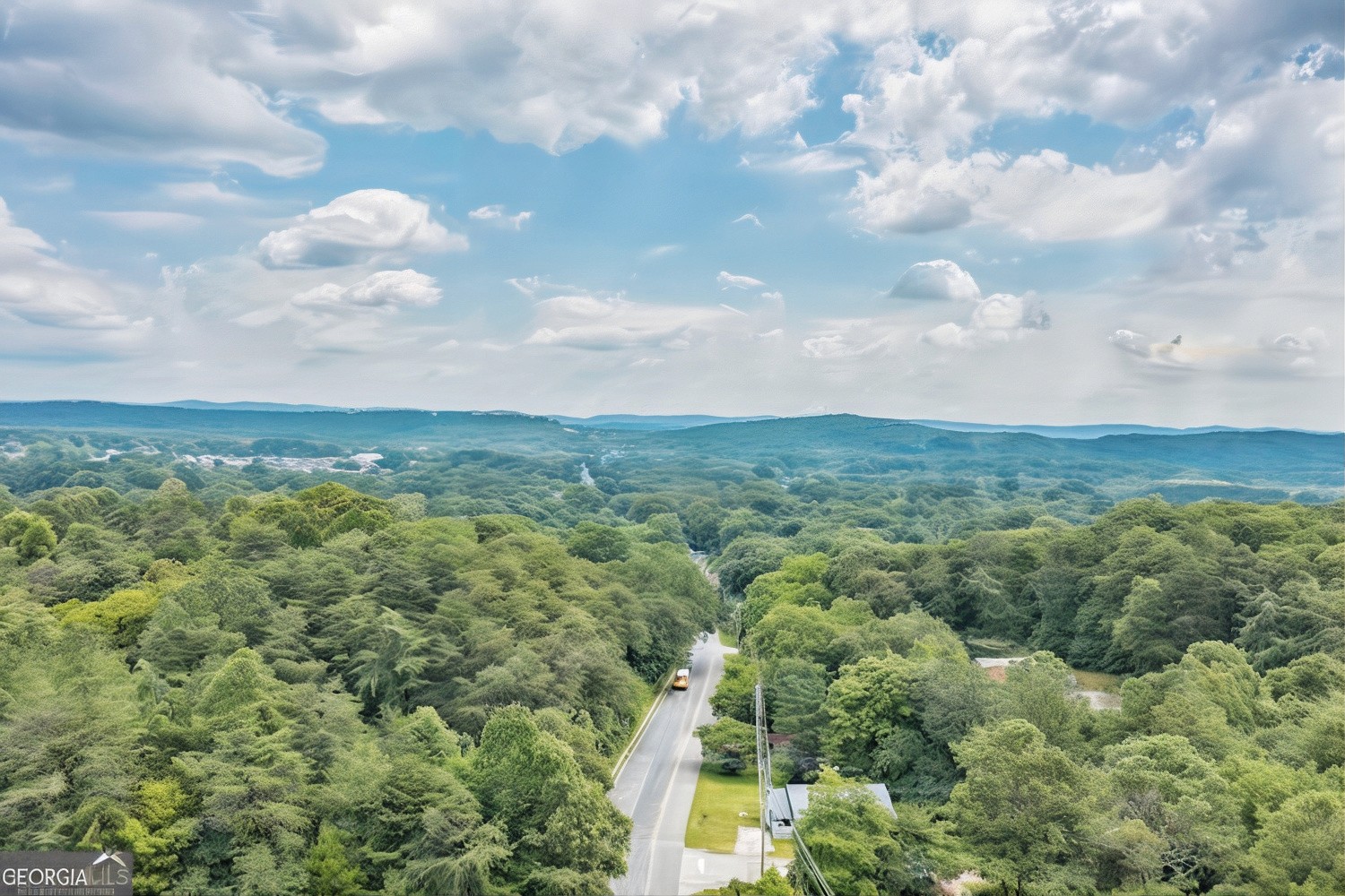 Find reliable roofing contractors in LaFayette, GA. Explore local roofer quotes and trusted professionals near you.