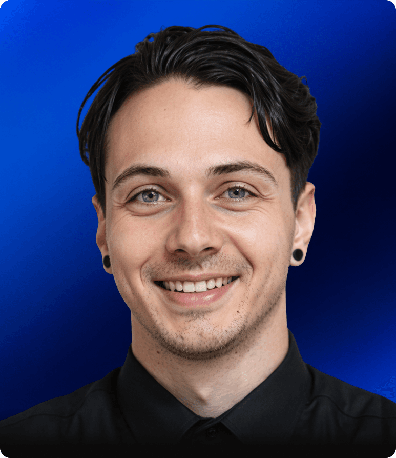 I’m Ethan, a Framer Designer and Developer based in Tokyo.  