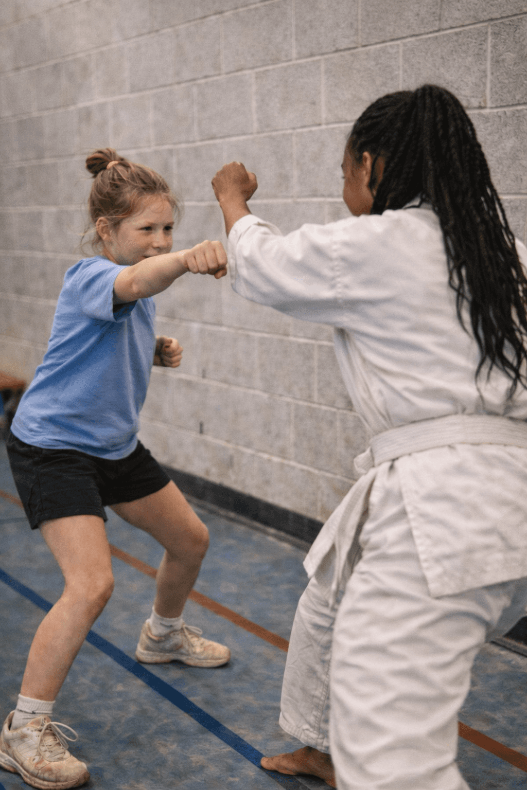 Karate clinic / les van Jong In Vorm voor basisschool kinderen in Rotterdam