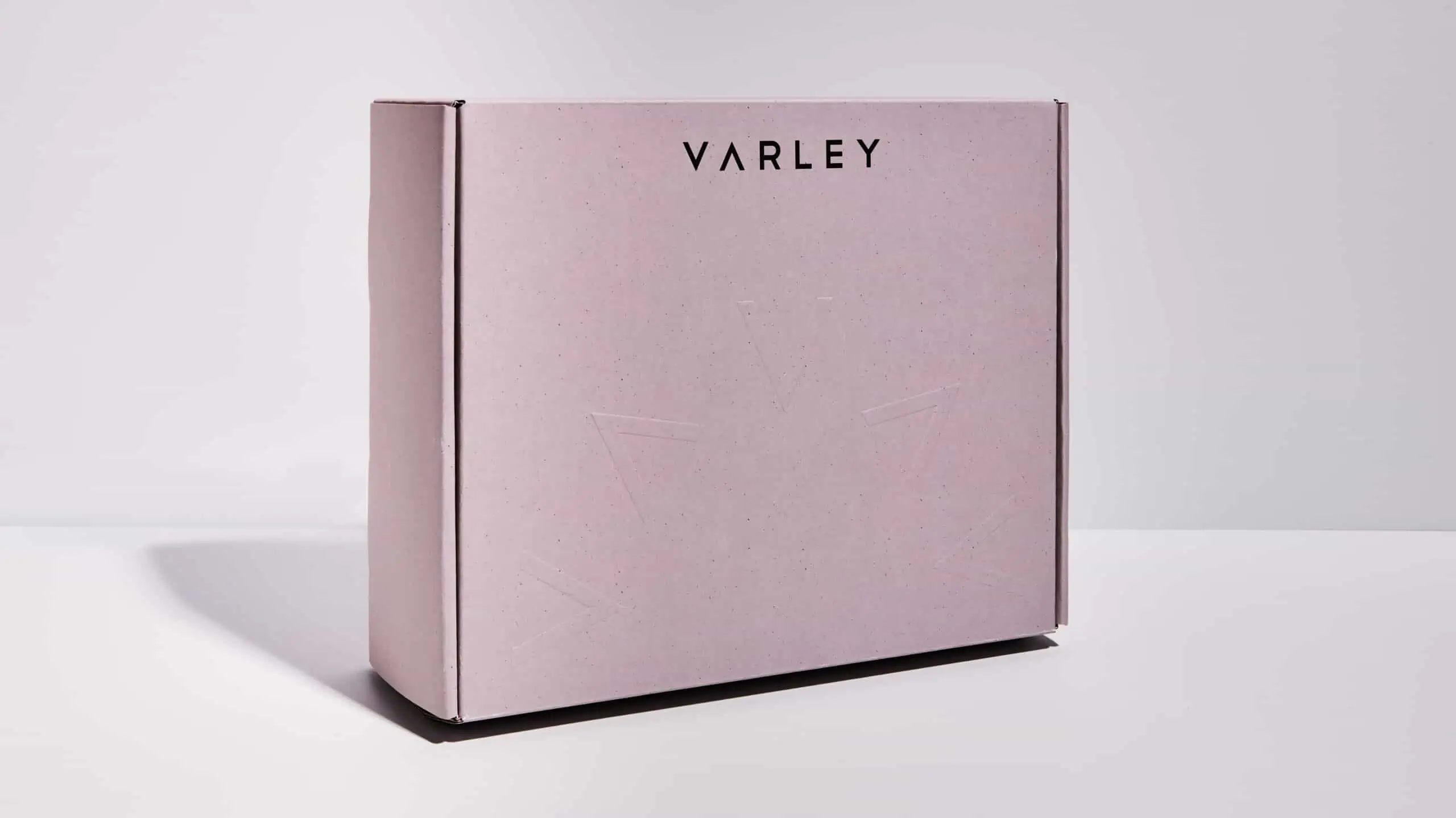 Varley e-commerce shipper