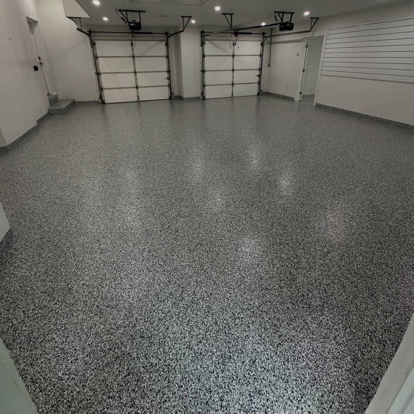 Metallic epoxy floor in Estero by Custom Coat Epoxy