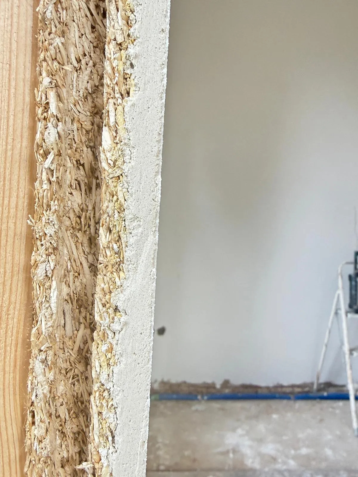 Close-up of the breathable Respira hemp drywall board edge