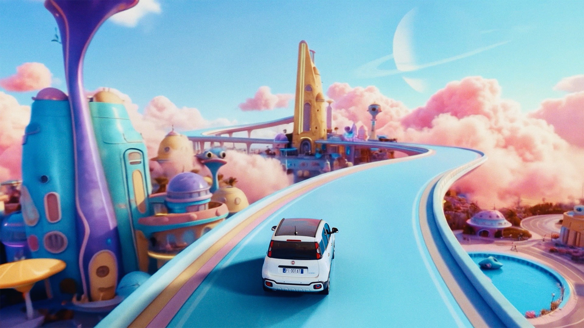 Panorama alieno con lunga strada su cui si muove FIAT Pandina, è fra nuvole ed edifici tondeggianti e allungati