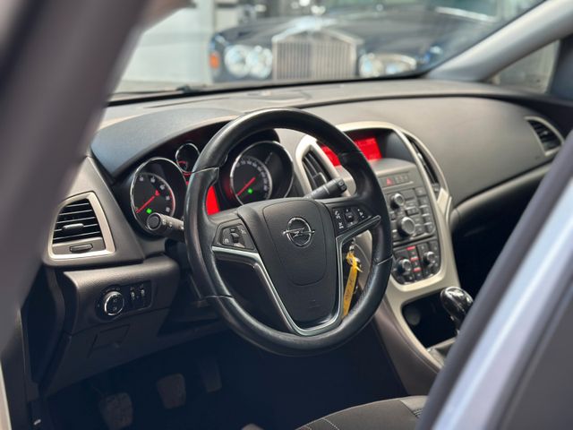 OPEL Astra 2012 SILVER Gebrauchtwagen - Galeriebild 9