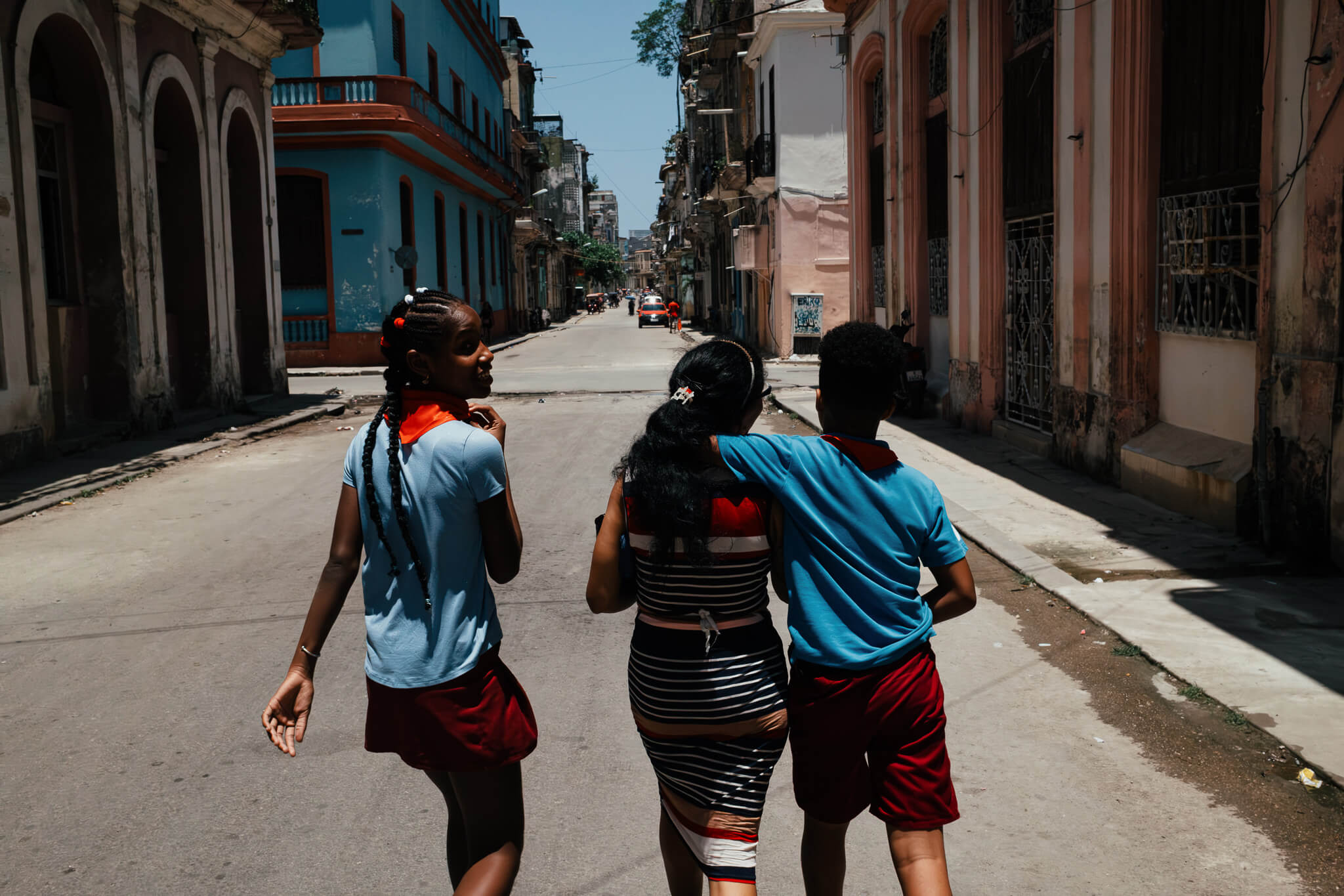 FAMILY GOING TO SCHOOL