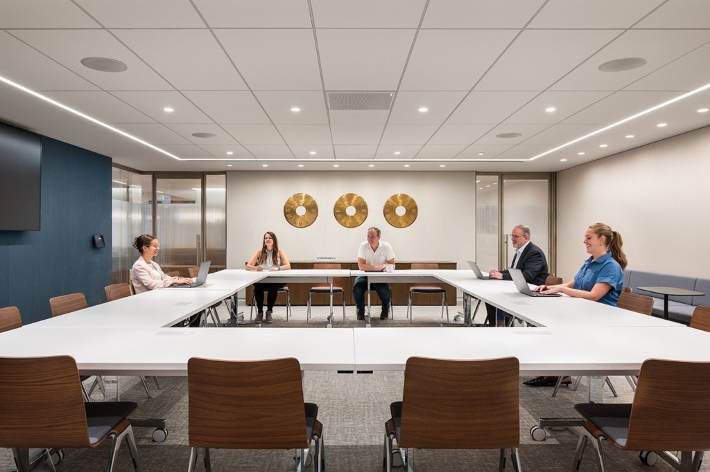 gia-thi-cong-van-phong