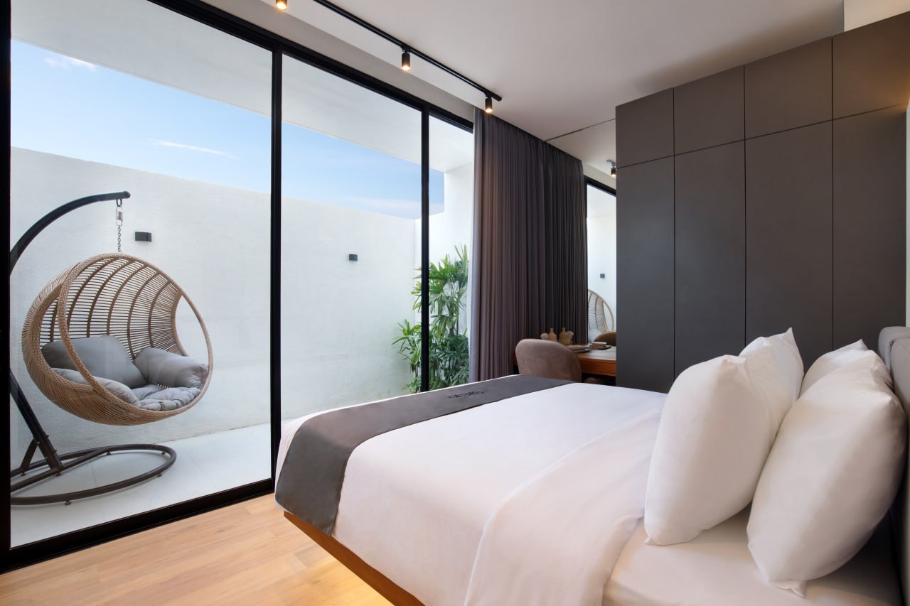 Completed 2-bedroom townhouse in Canggu, located 800 meters from the ocean