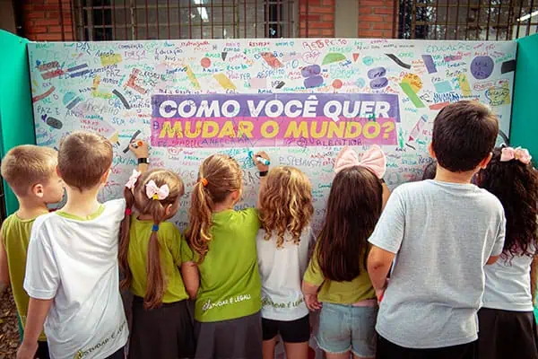 Estação 'Mude o Mundo LAB'.