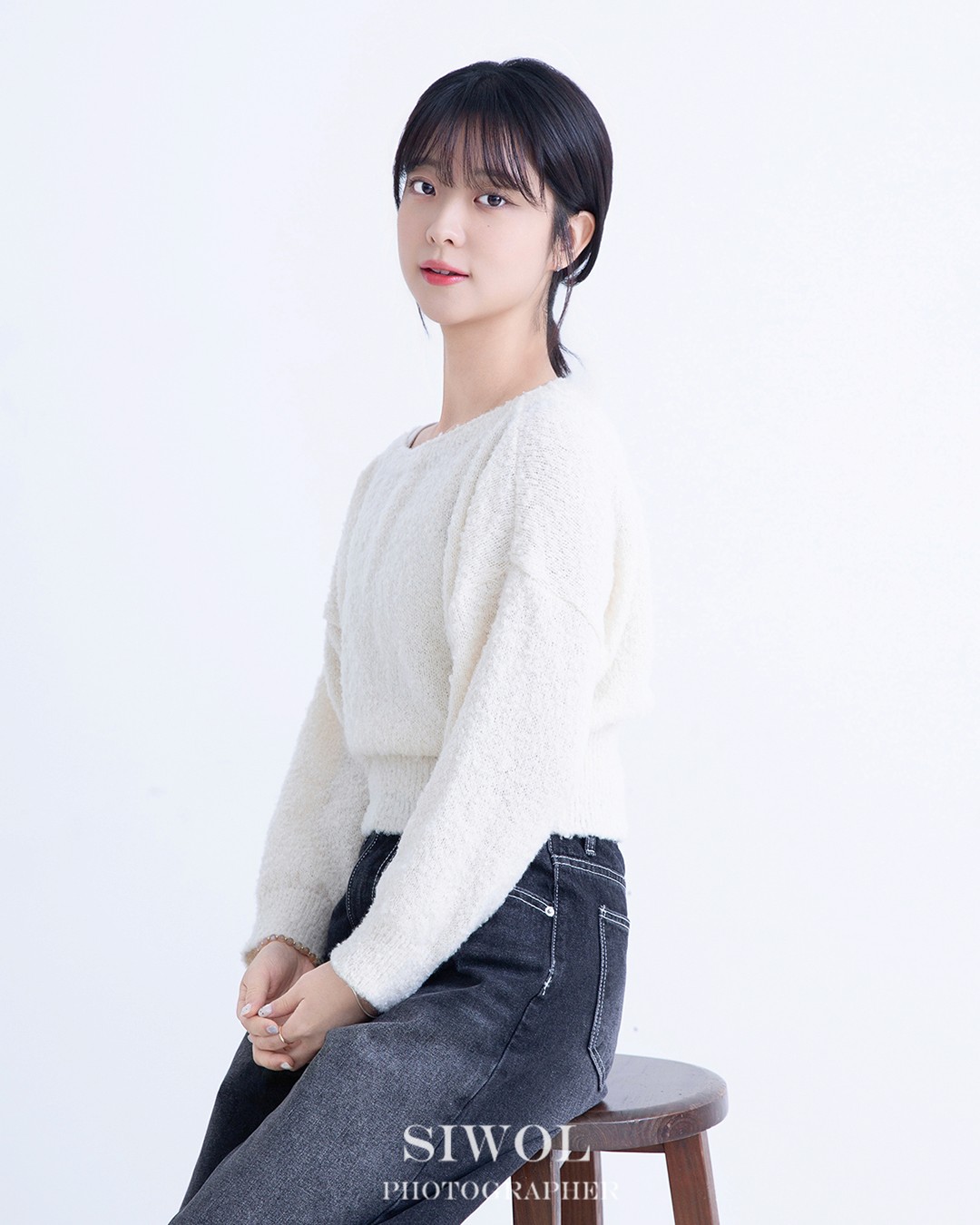 대전 궁동 프로필 촬영 후기 | 시월의사진관의 세련된 인물 기록