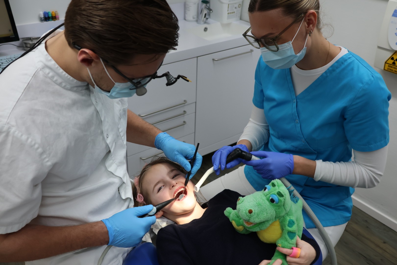 Dentist