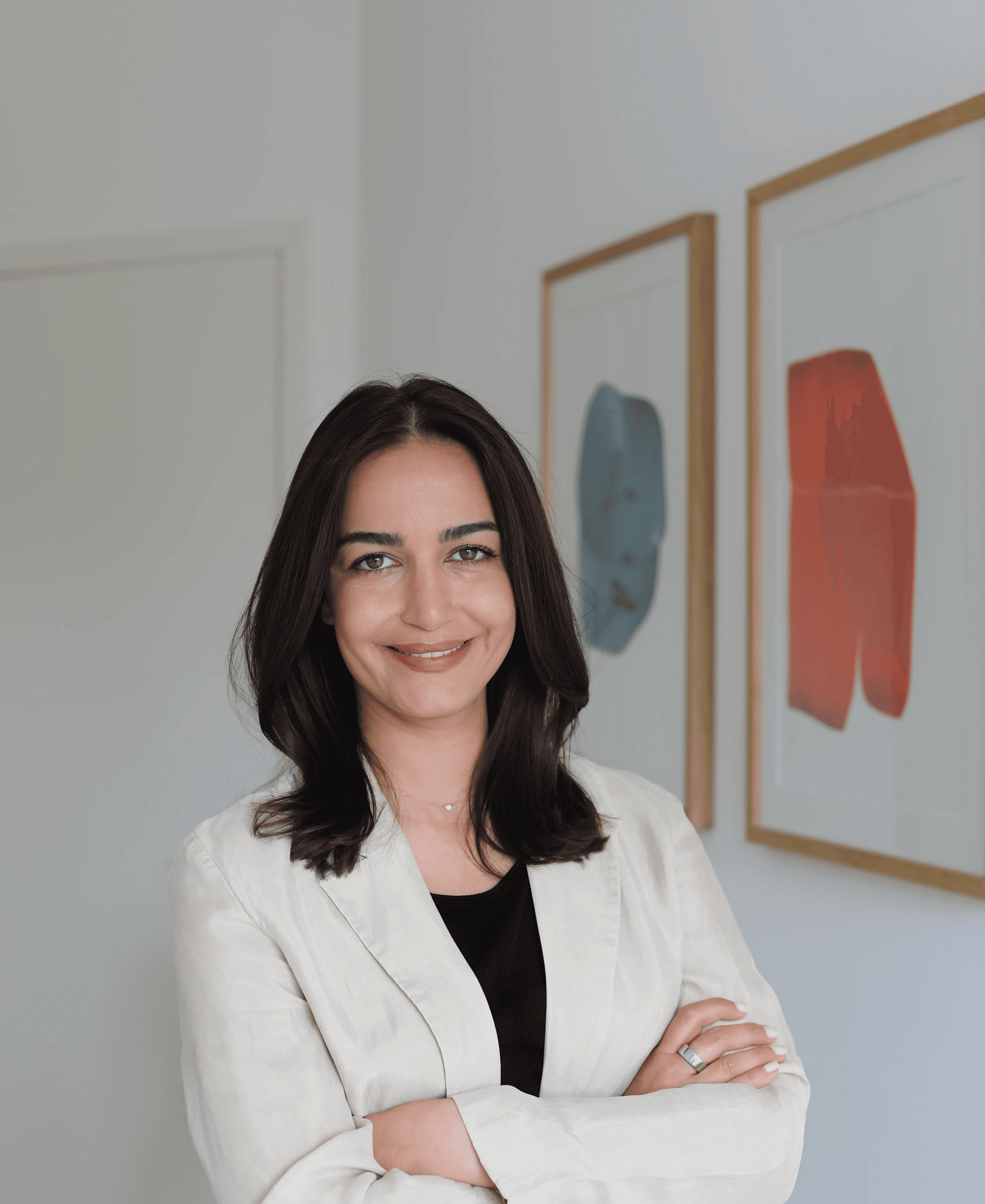 Nasim Kowalewski bietet Hilfe bei privaten Krisen in ihrer Praxis für Psychotherapie in München.