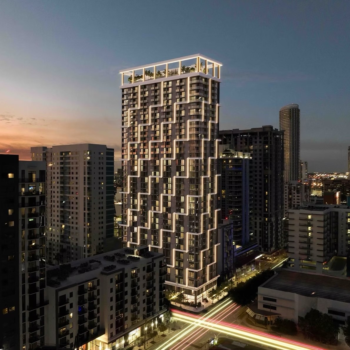 Real estate team on retrear