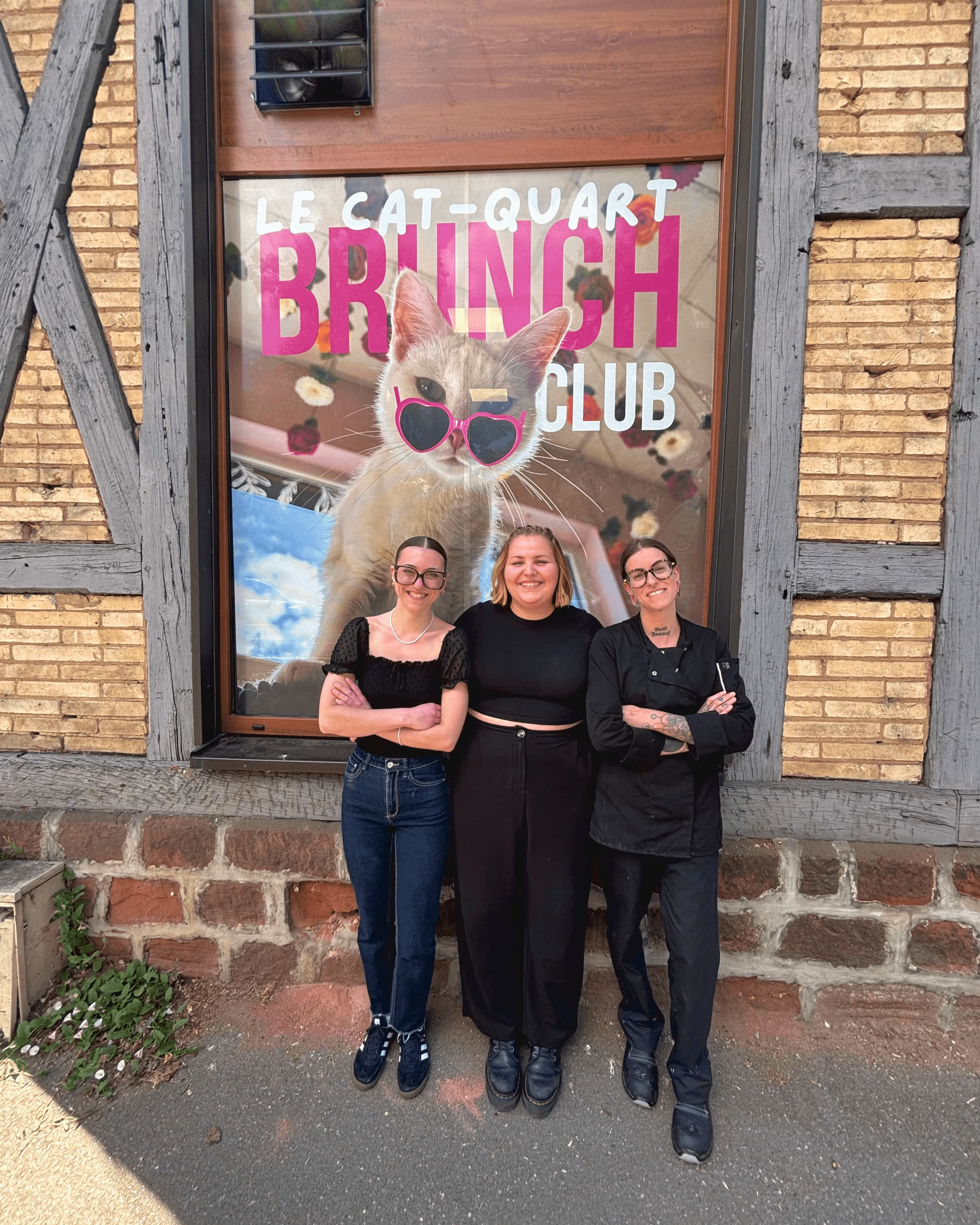 presentation-equipe-affiche-exterieur