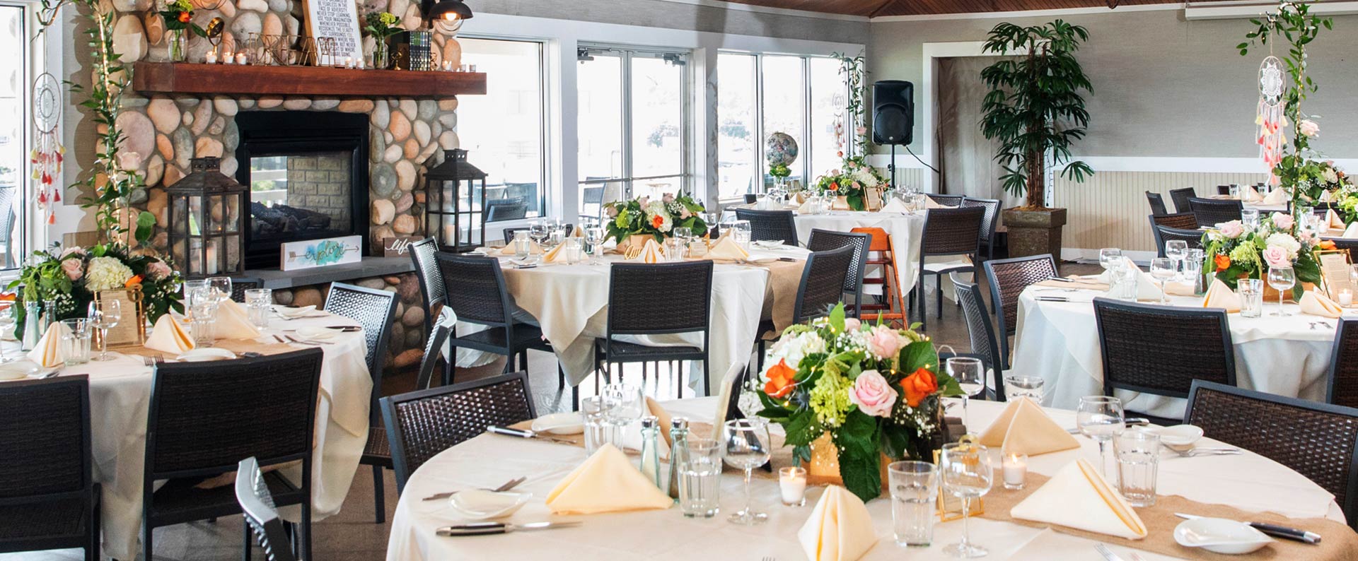 Elegant gala dinner table setting