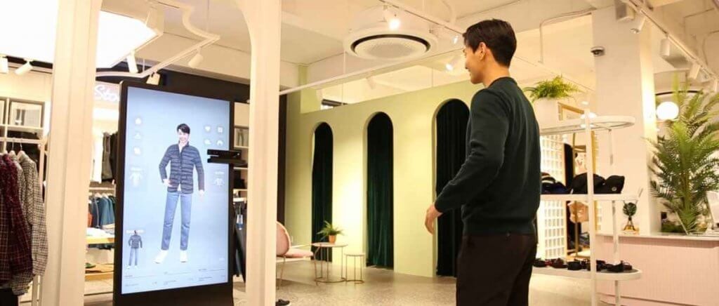 Fashion and cosmetic retail