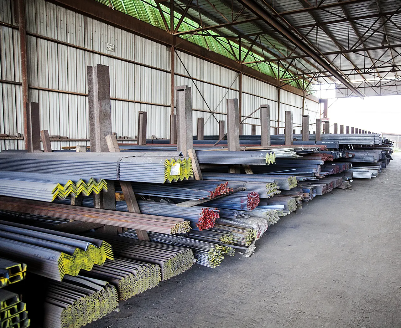 Nighttime Urban Taxi Rush