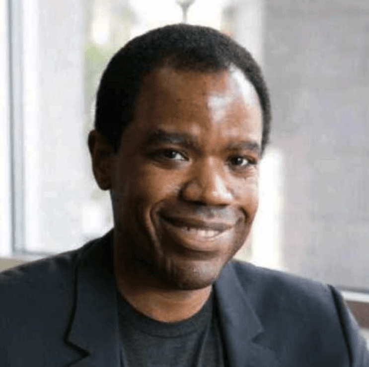 woman on focus photography