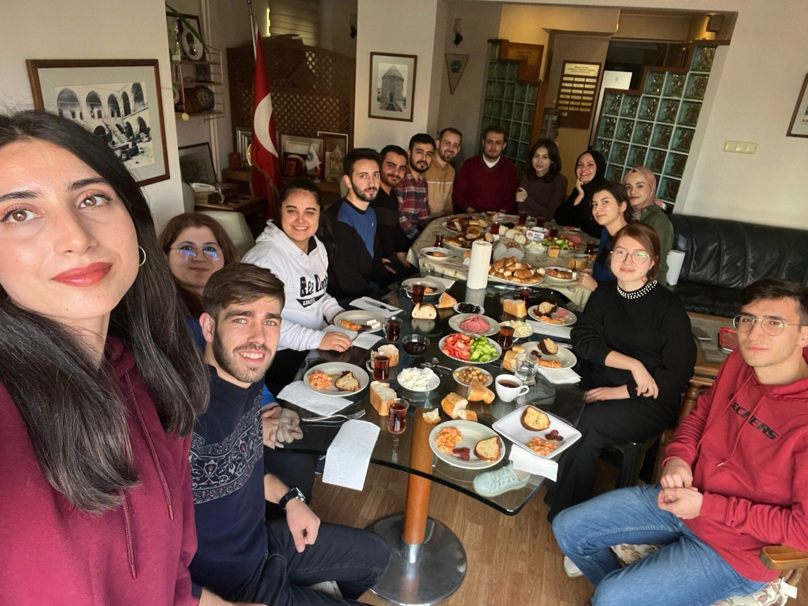 Geleneksel Gençlik Komisyonu Kahvaltısı