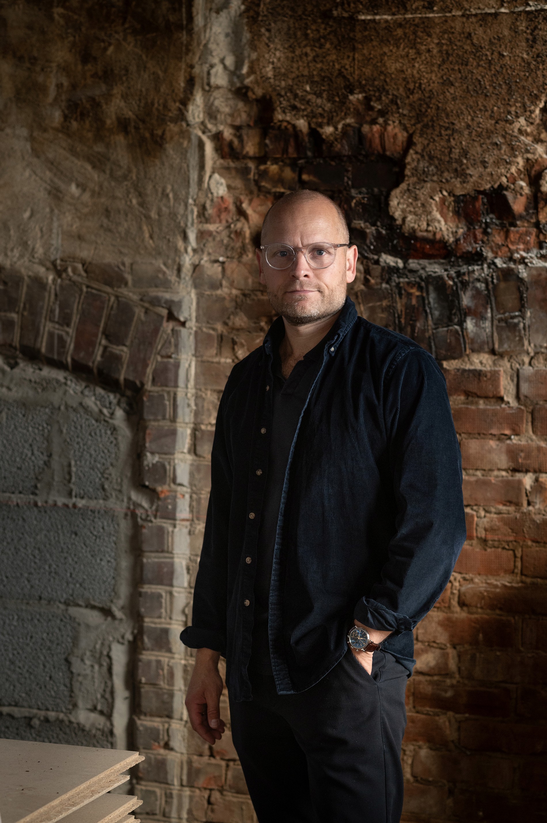 Arkitekten Øyvind Johnsen i sitt studio i Fredrikstad