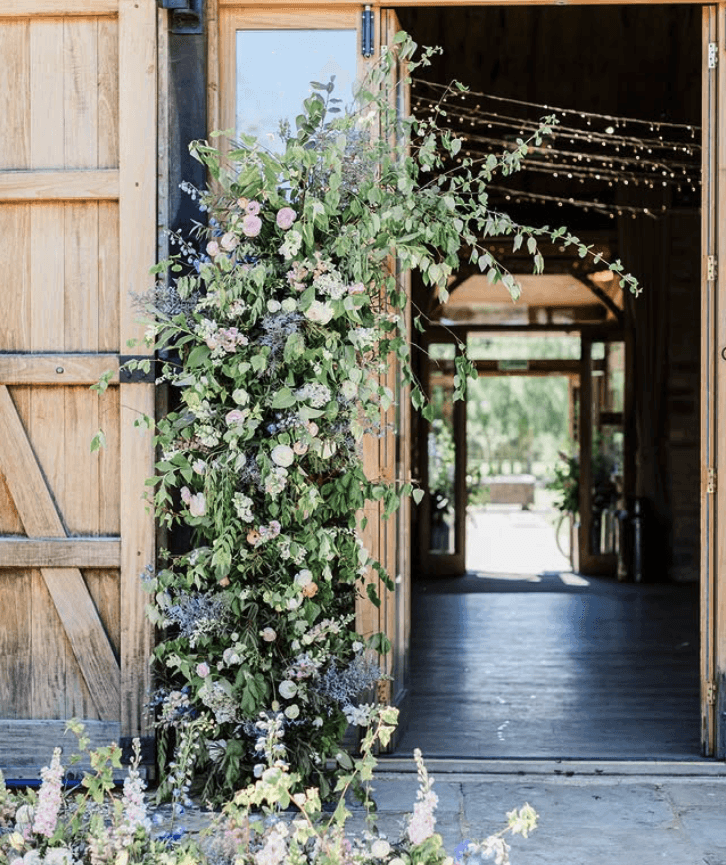 Flora & Fauna decorations