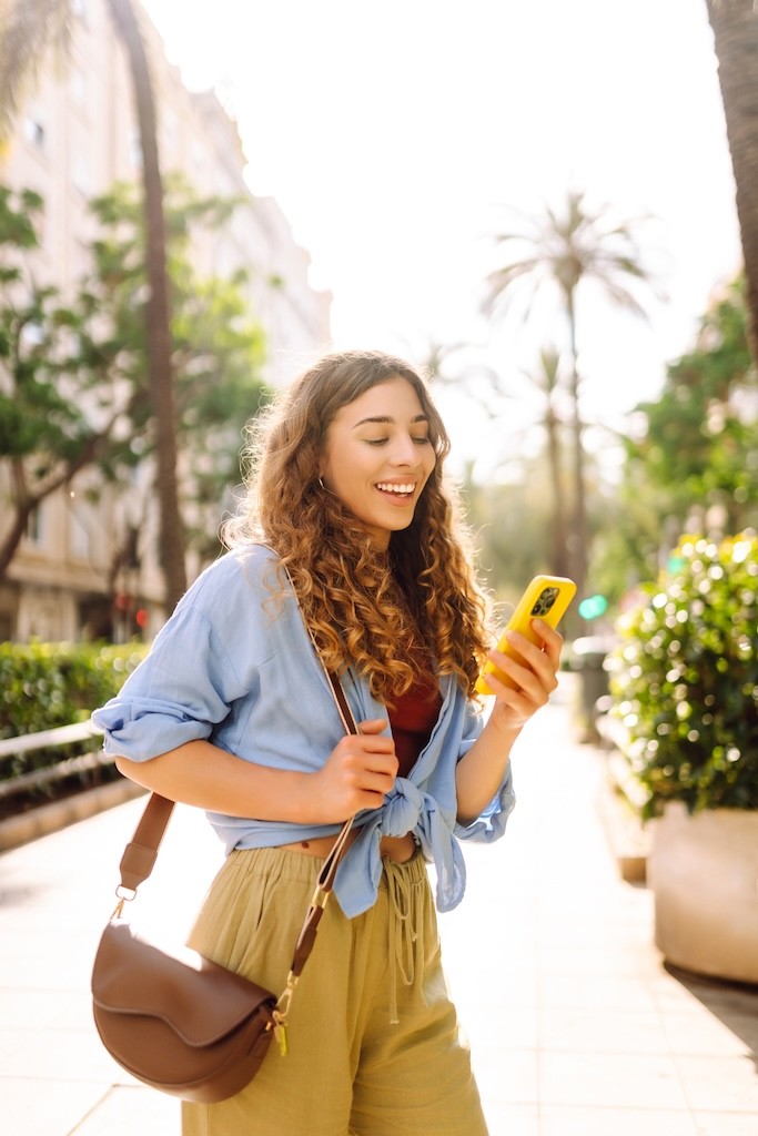 Strengthen influencer brand identity 