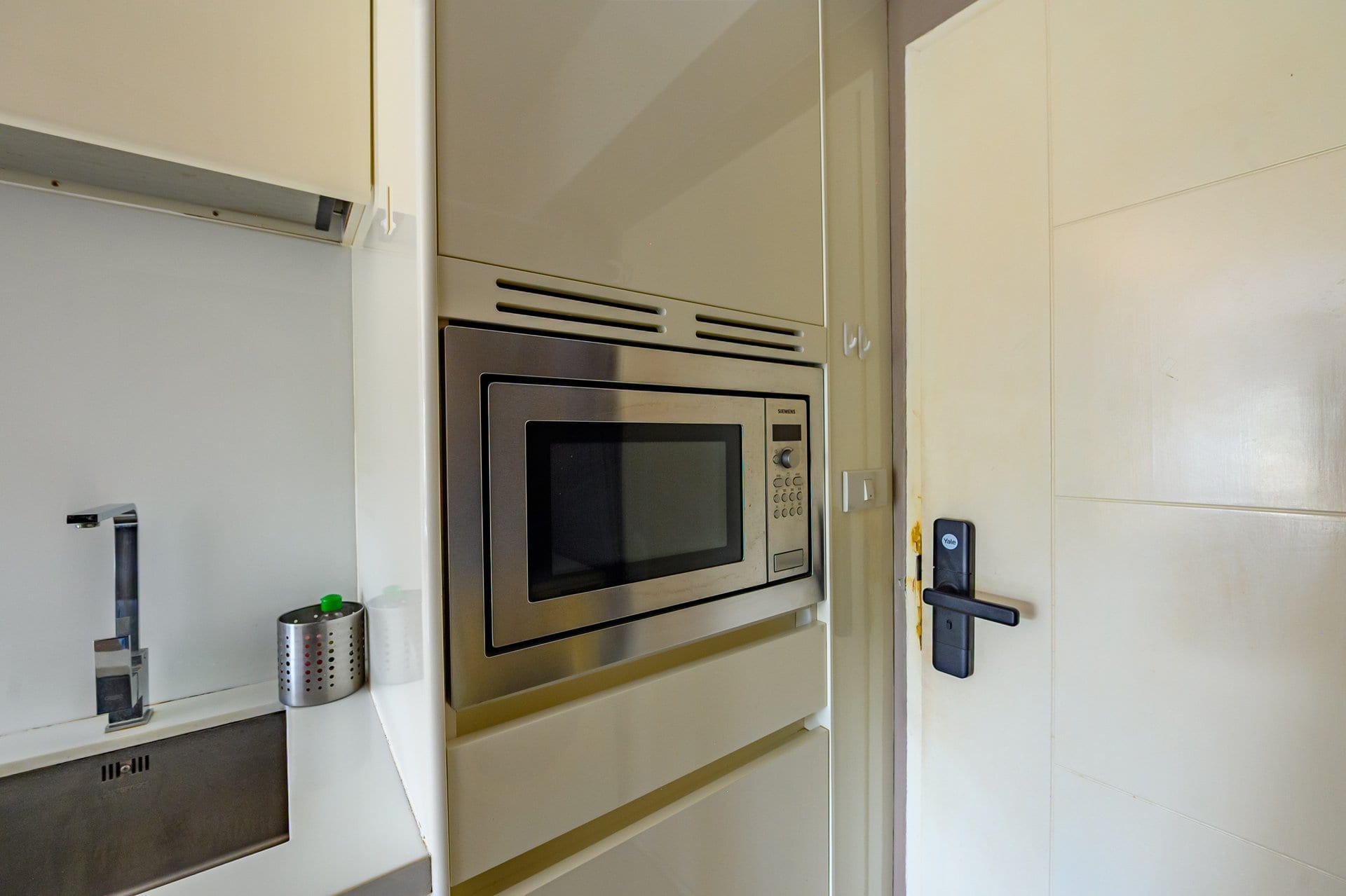 2-Bed Sea Apartment in Bang Rak, Koh Samui – photo 9 of 14 (SPP395)