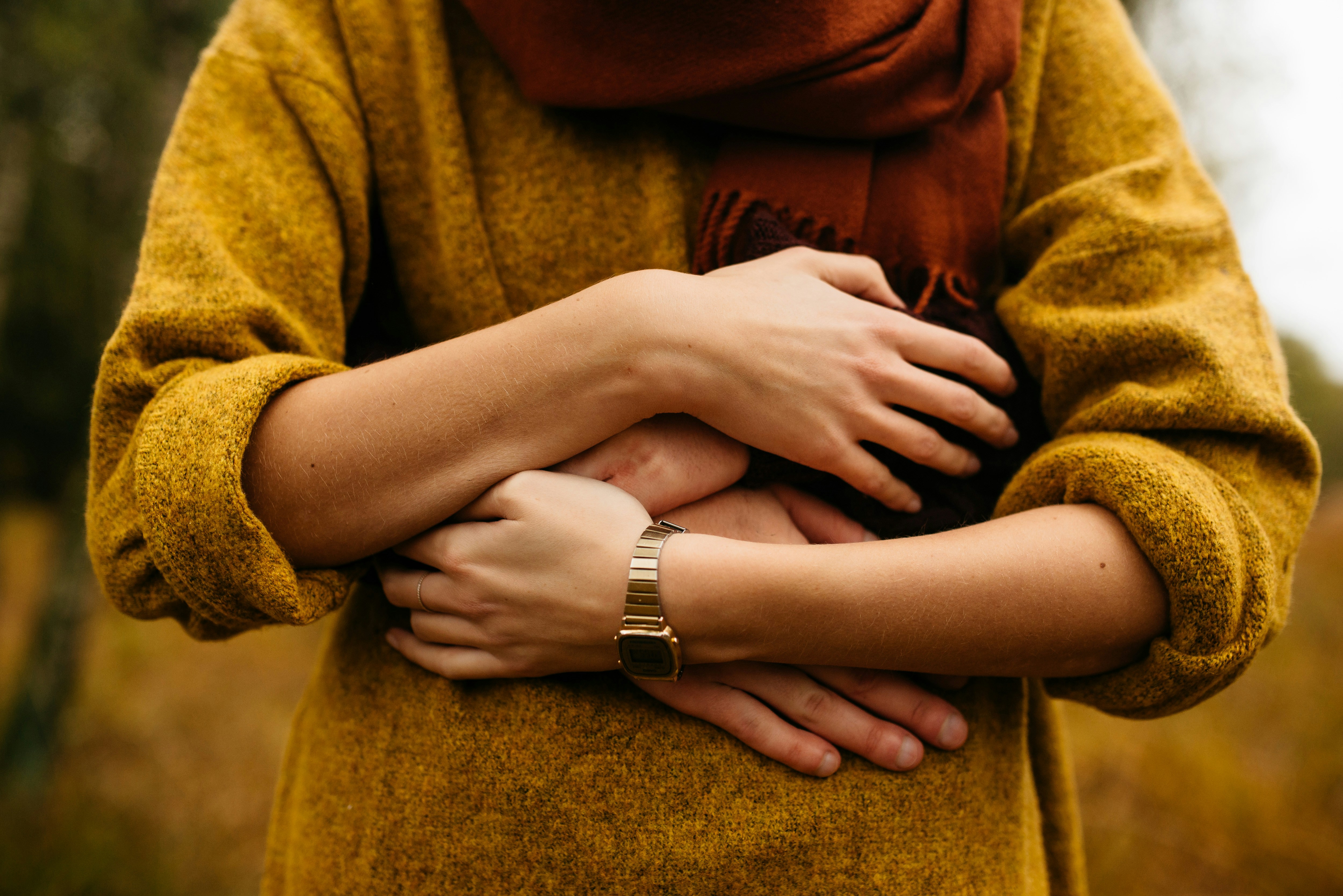 woman in Fall Brunch Outfits