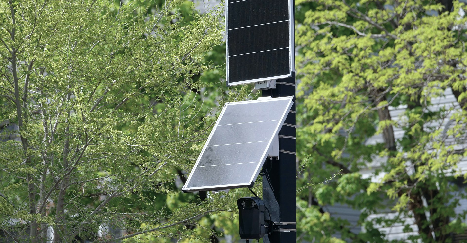Hybrid solar + Battery office system