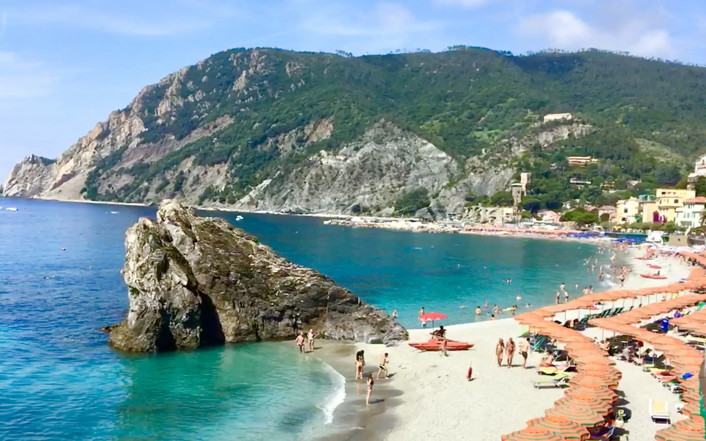 Stranda i Monterosso - Hike & Bike i Toscana og Cinque Terre | Expa Travel