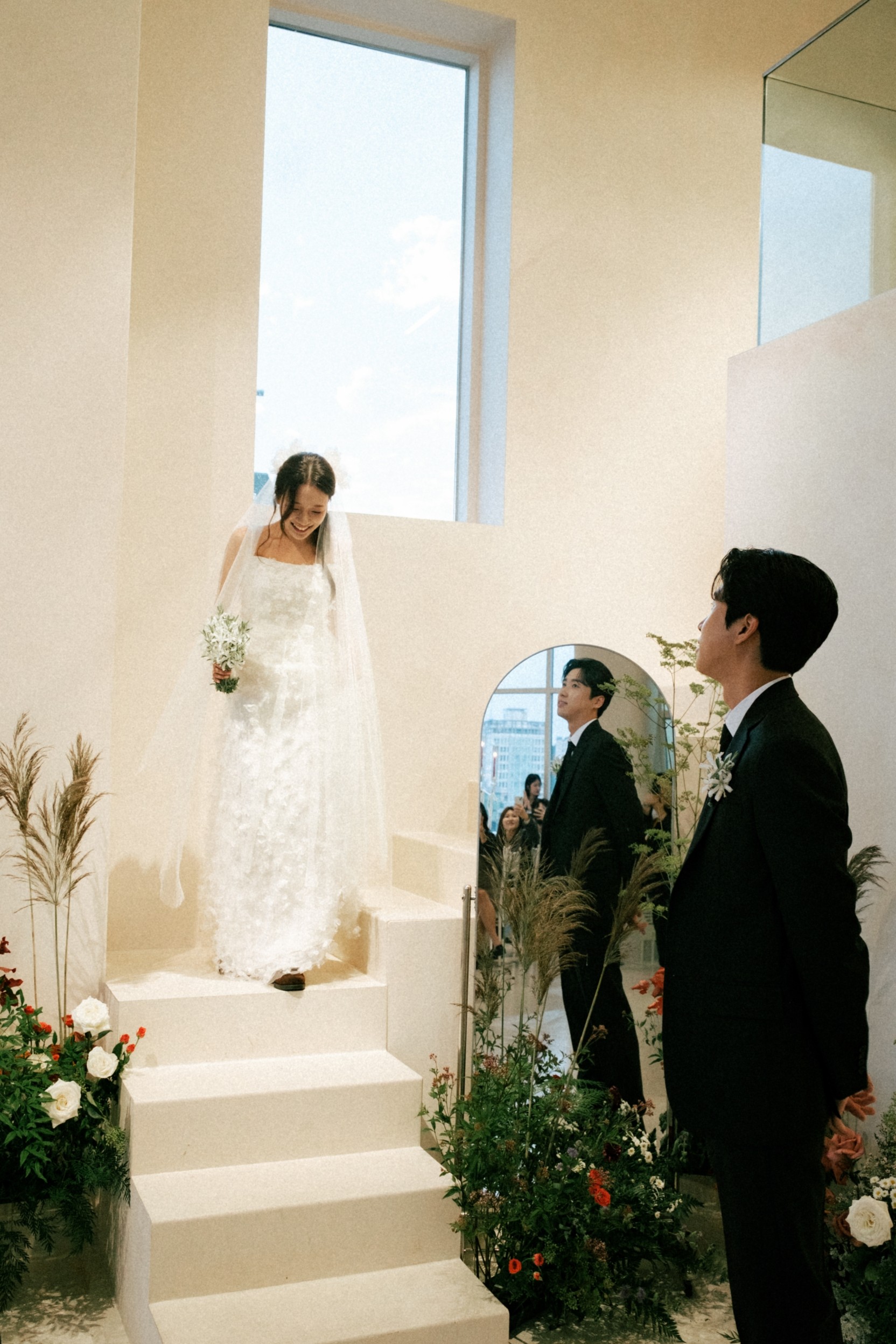 [필름커넥트] 서울 스몰웨딩 본식스냅 후기 | 작가추천 살랑필름 (ft. 연희동 베이스 vase)
