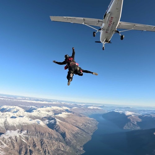 新西兰皇后镇 NZone 高空跳伞(最高至15,000英尺)门票