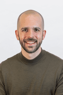 Head and shoulders of Gustavo Gunten