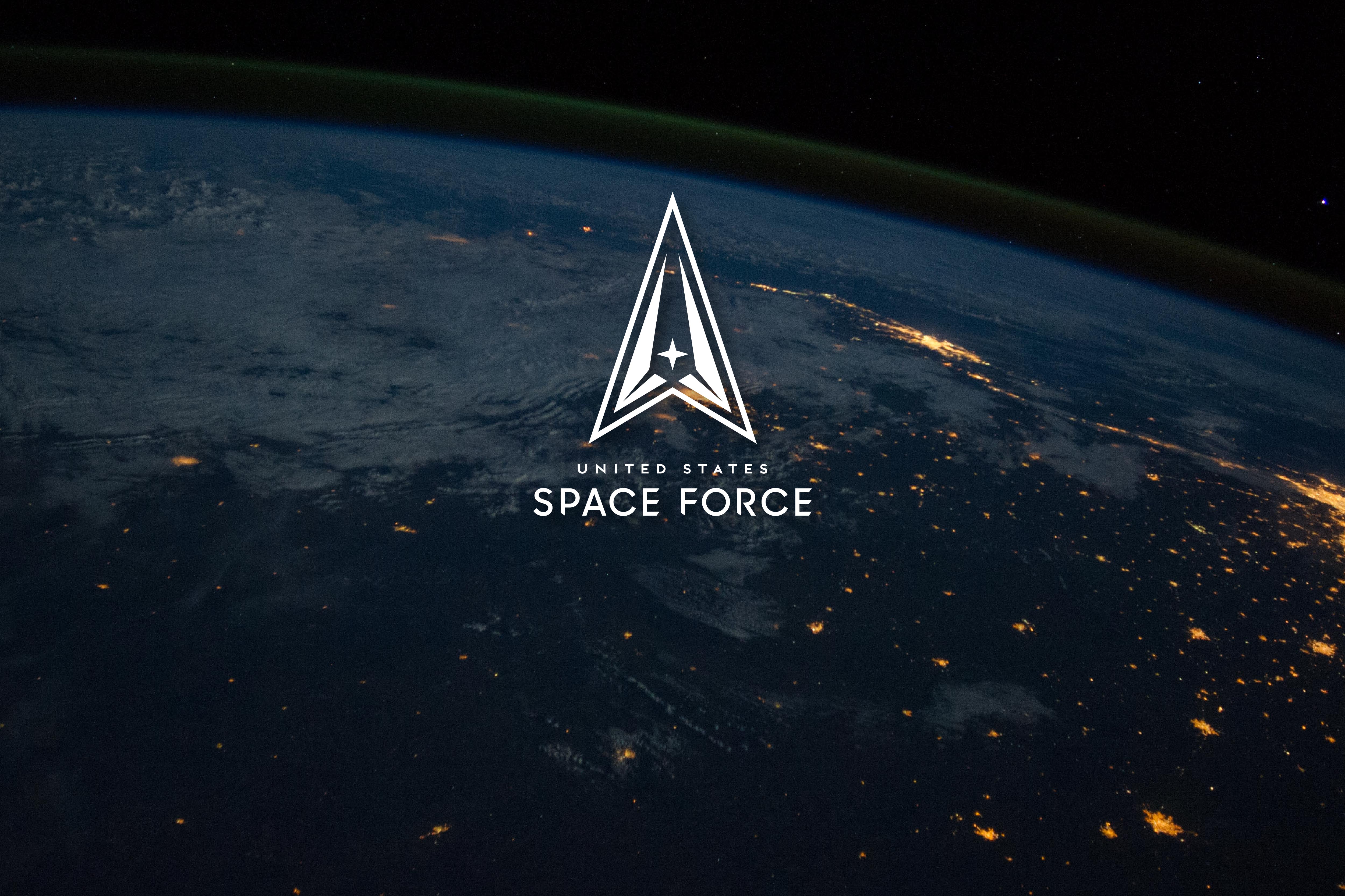 Batch.Works logo over a photo of a box of 3D printed objects